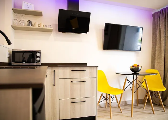 Luxury Suite Borinquen With Parking And Swimming Pool